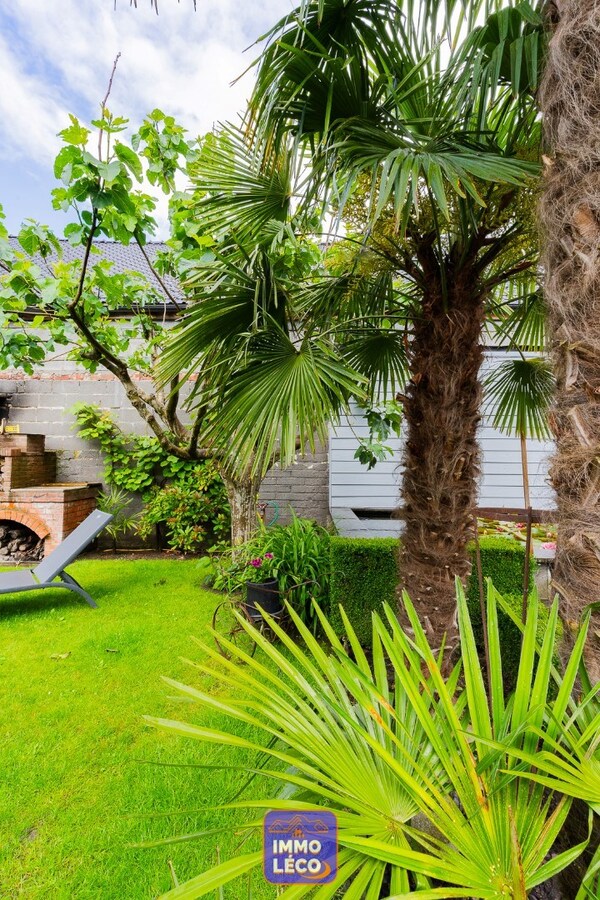 Maison de commerce avec habitation et jardin, RARE à la VENTE ! 