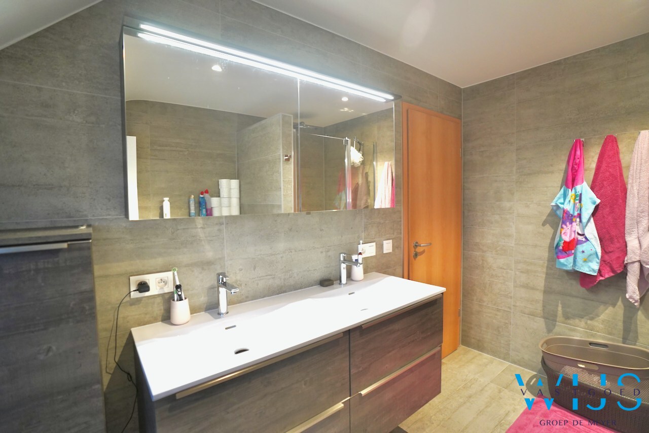 Instapklare HOB met tuin op rustige topligging in Doornzele (Evergem) 