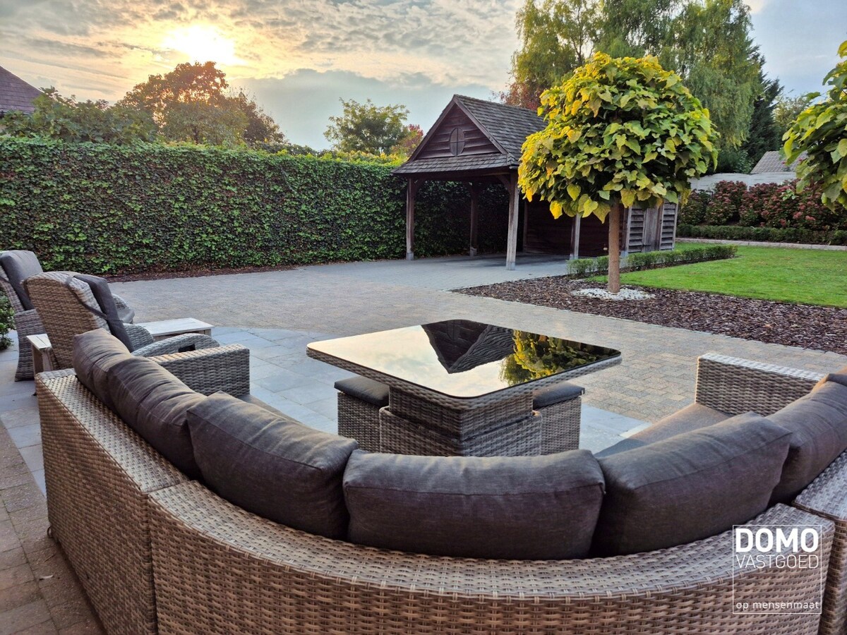 Warme gezinswoning met prachtige tuin in hartje Kortessem 