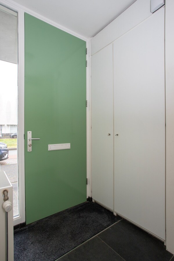 Moderne en royale tussenwoning – instapklaar en energiezuinig! 