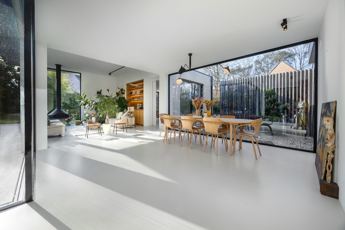 Moderne gelijkvloerse designvilla in exclusief privédomein 