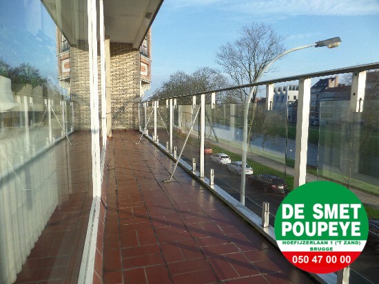 Ruim lichtrijk appartement van 147m² 