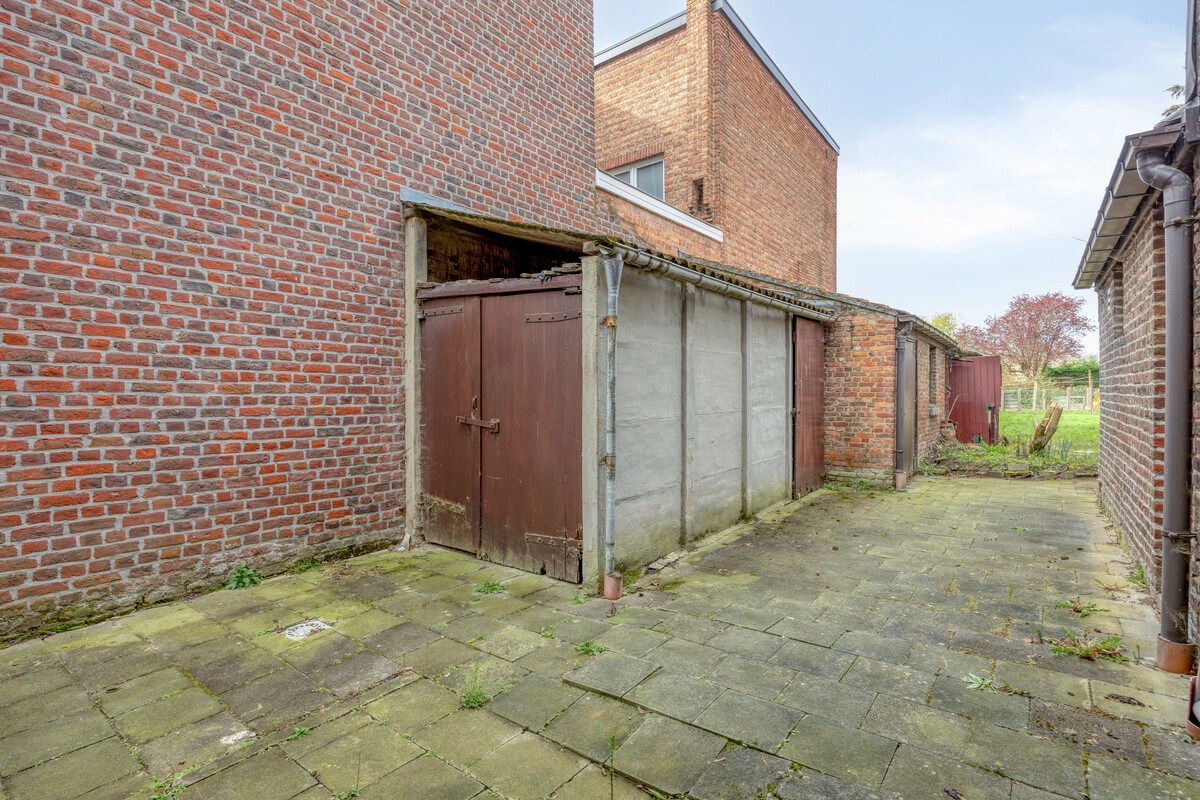 Half open bebouwing met 3 slaapkamers, tuin, terras en tuinhuis in Kessel-Lo! – EPC F kWh/m² - bewoonbare opp. 128 m² 