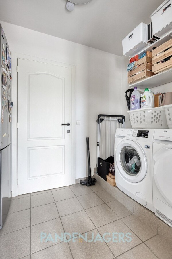Moderne woning op het einde van een doodlopende straat te Duffel 