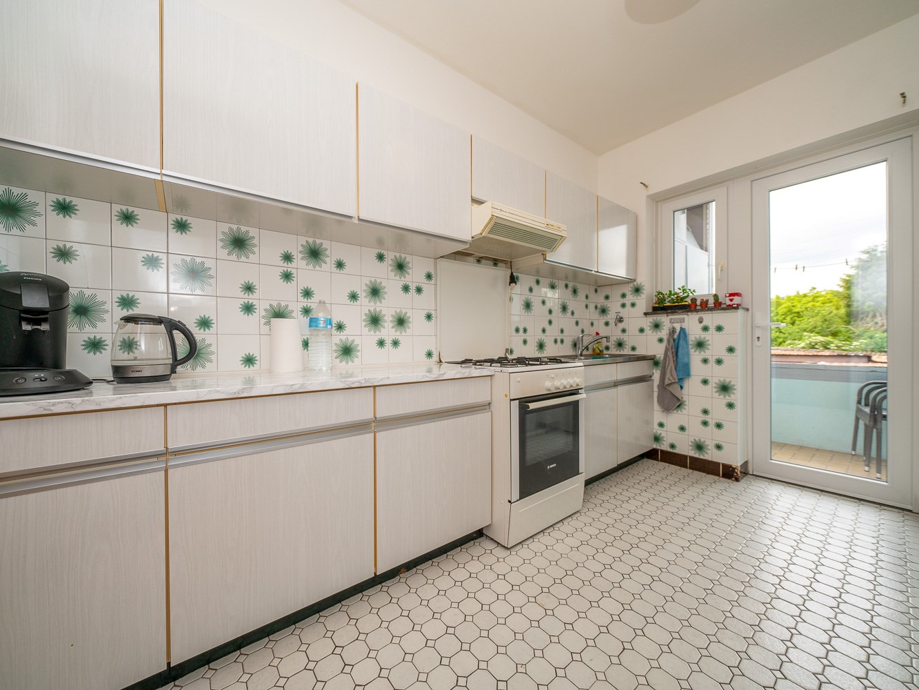 Opbrengsteigendom met 3 units op zeer gunstige locatie 