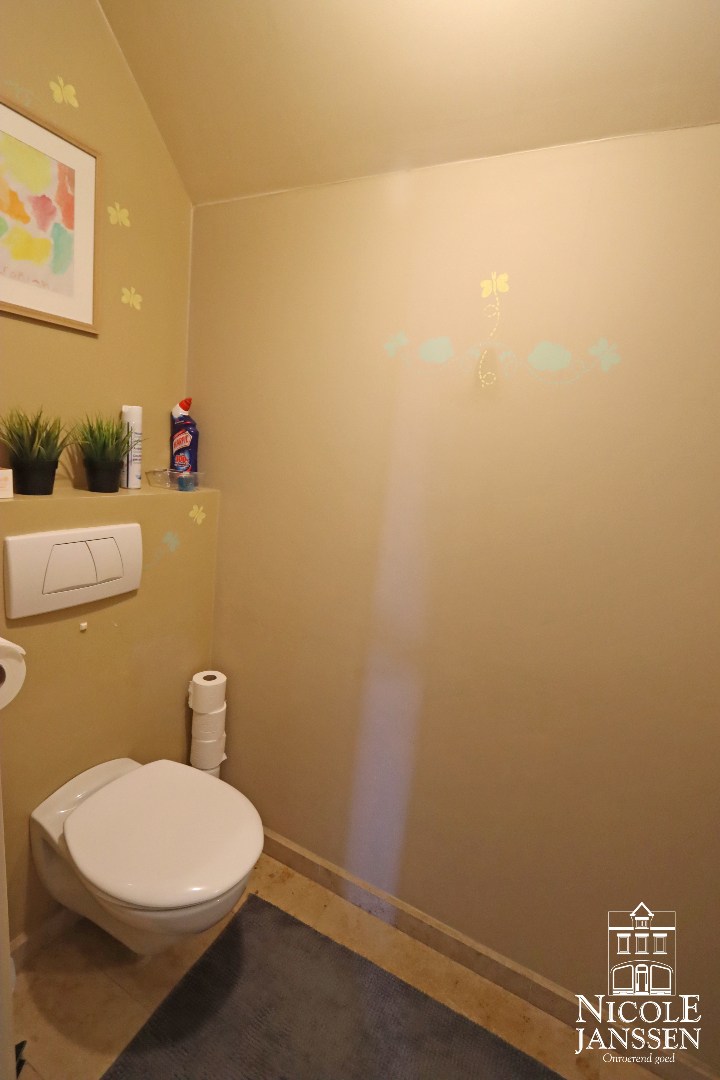 Zeer ruim duplex-appartement 