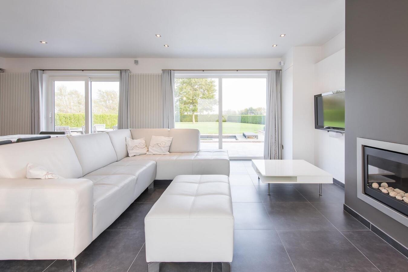 Instapklare woning op ruim perceel 