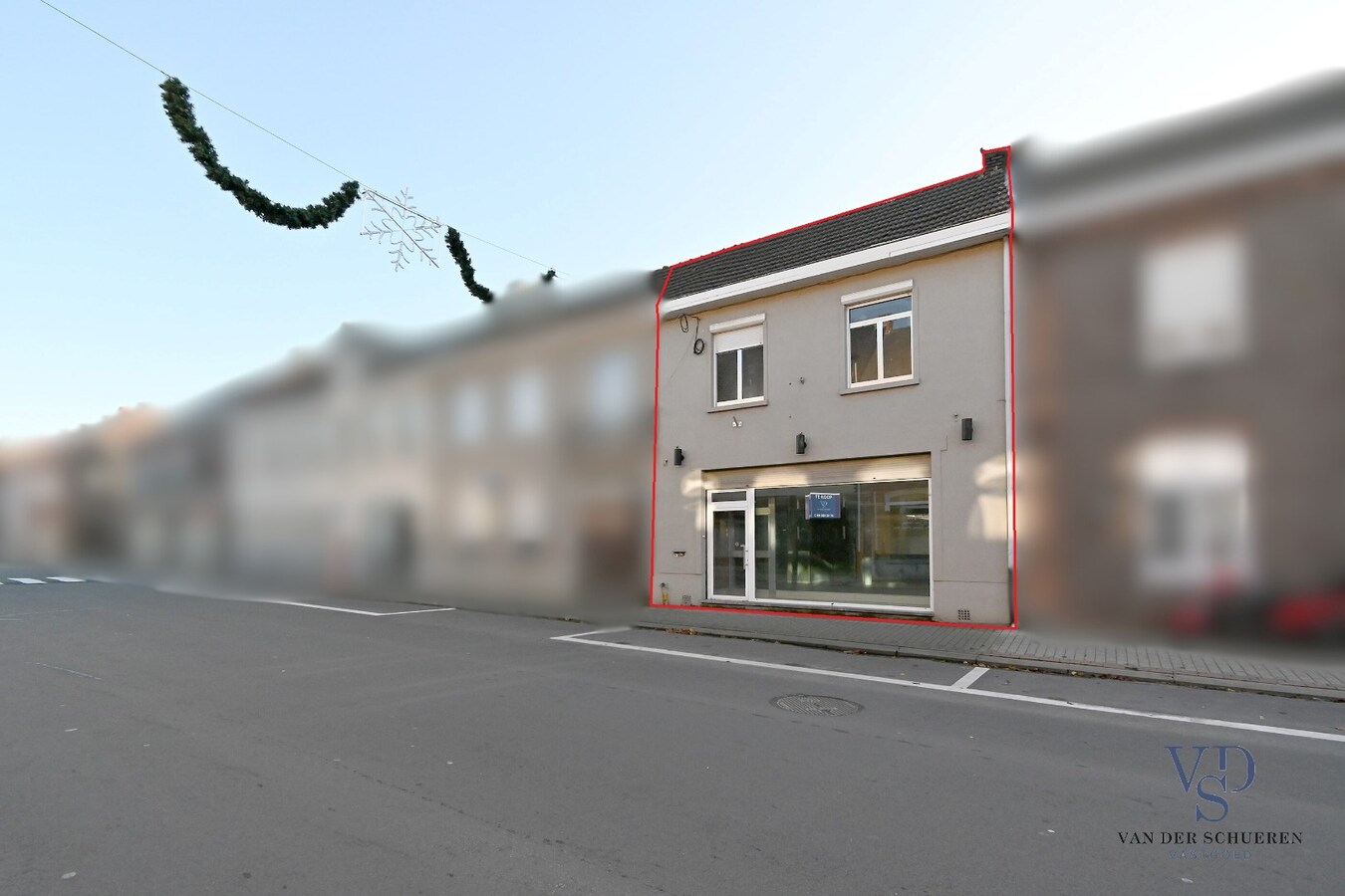 Uniek handelspand met woongedeelte in hartje Eine ! 