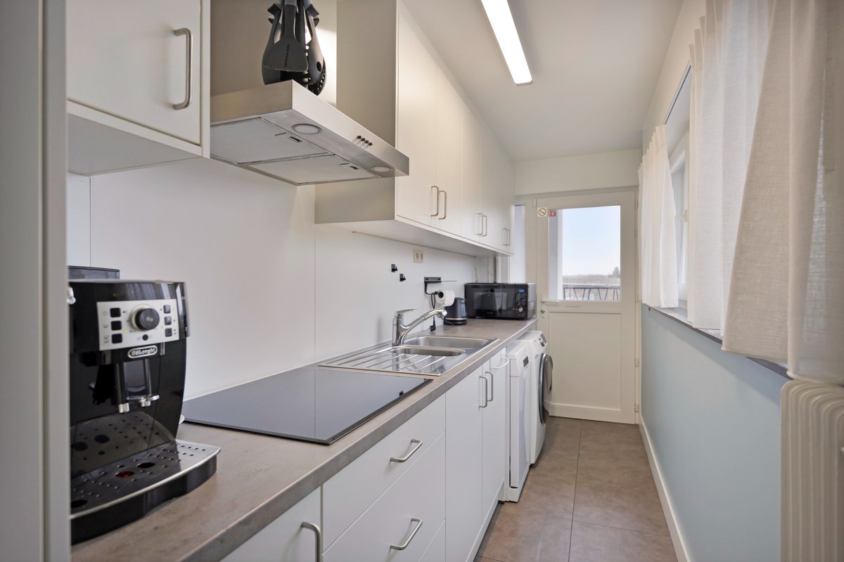 Opbrengsteigendom met handelspand en 3 appartementen te koop in Heverlee op een super ligging! 