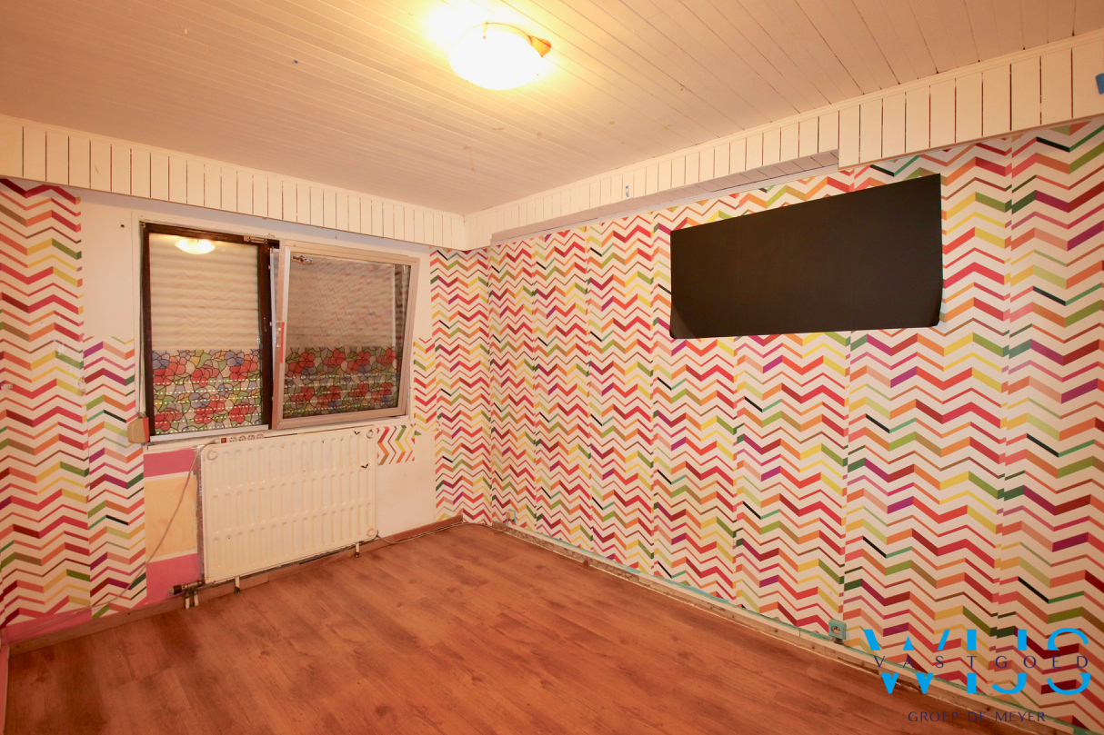 Te renoveren woonhuis / bouwgrond te Lovendegem ! 