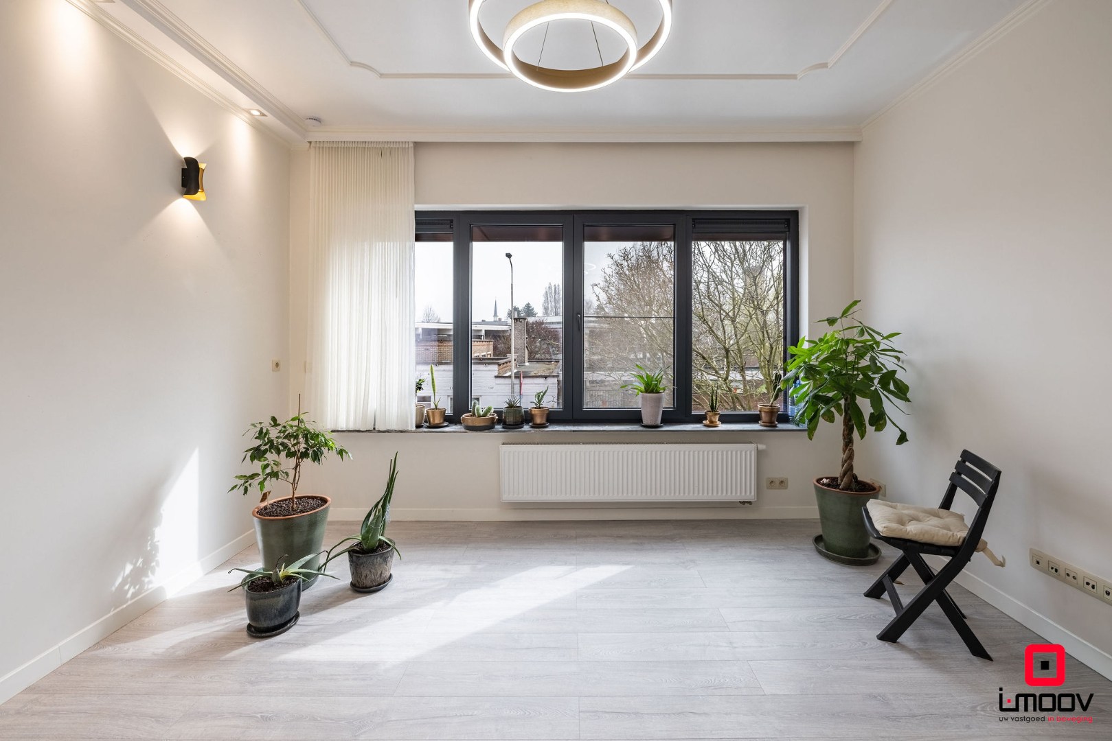 Hoogwaardig gerenoveerde stadswoning met 4 slaapkamers en zuidgericht dakterras 