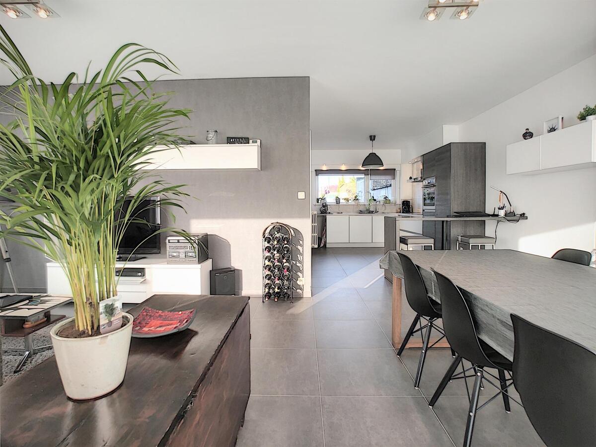 Knappe, lichtrijke halfopen woning - Knokke 