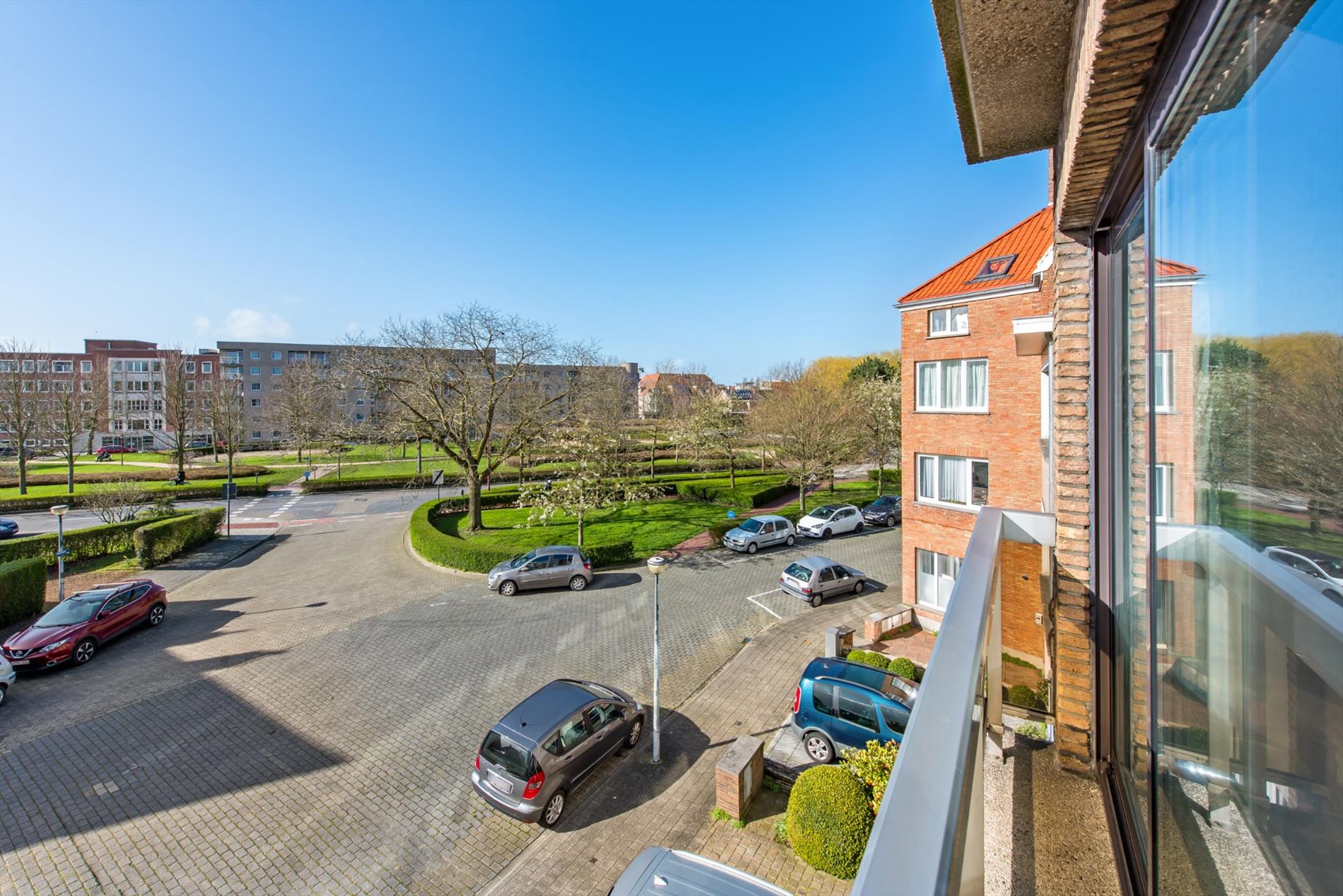 RUIM 2 SLP. APP. MET OPEN GROENZICHT GELEGEN MEEUWENLAAN 