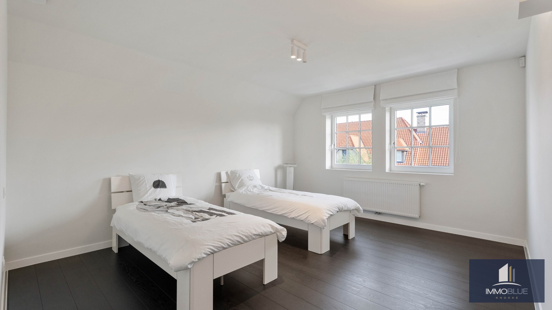 Exclusieve villa gelegen in een rustige, residentiële wijk . 