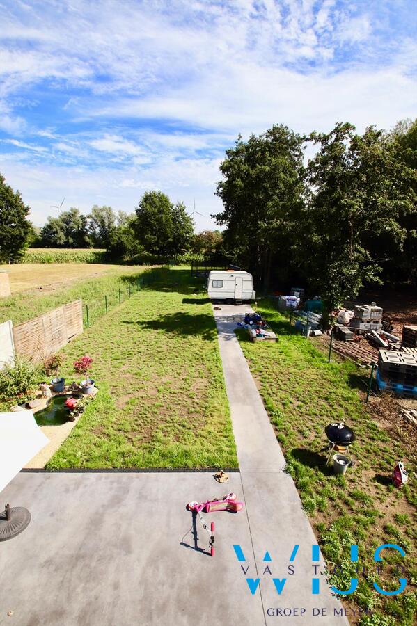 Enorm ruime nieuwbouwwoning op een perceel van 1088 m² te ERTVELDE ! 