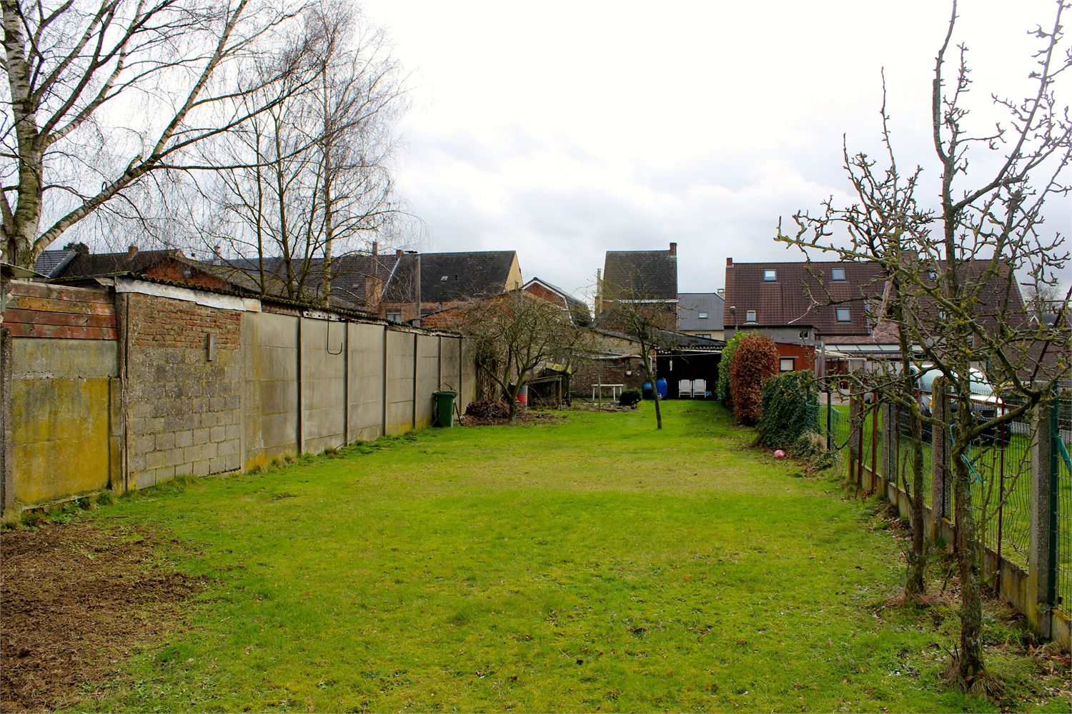 Interessante woning op prachtig stuk grond in Laarne! 