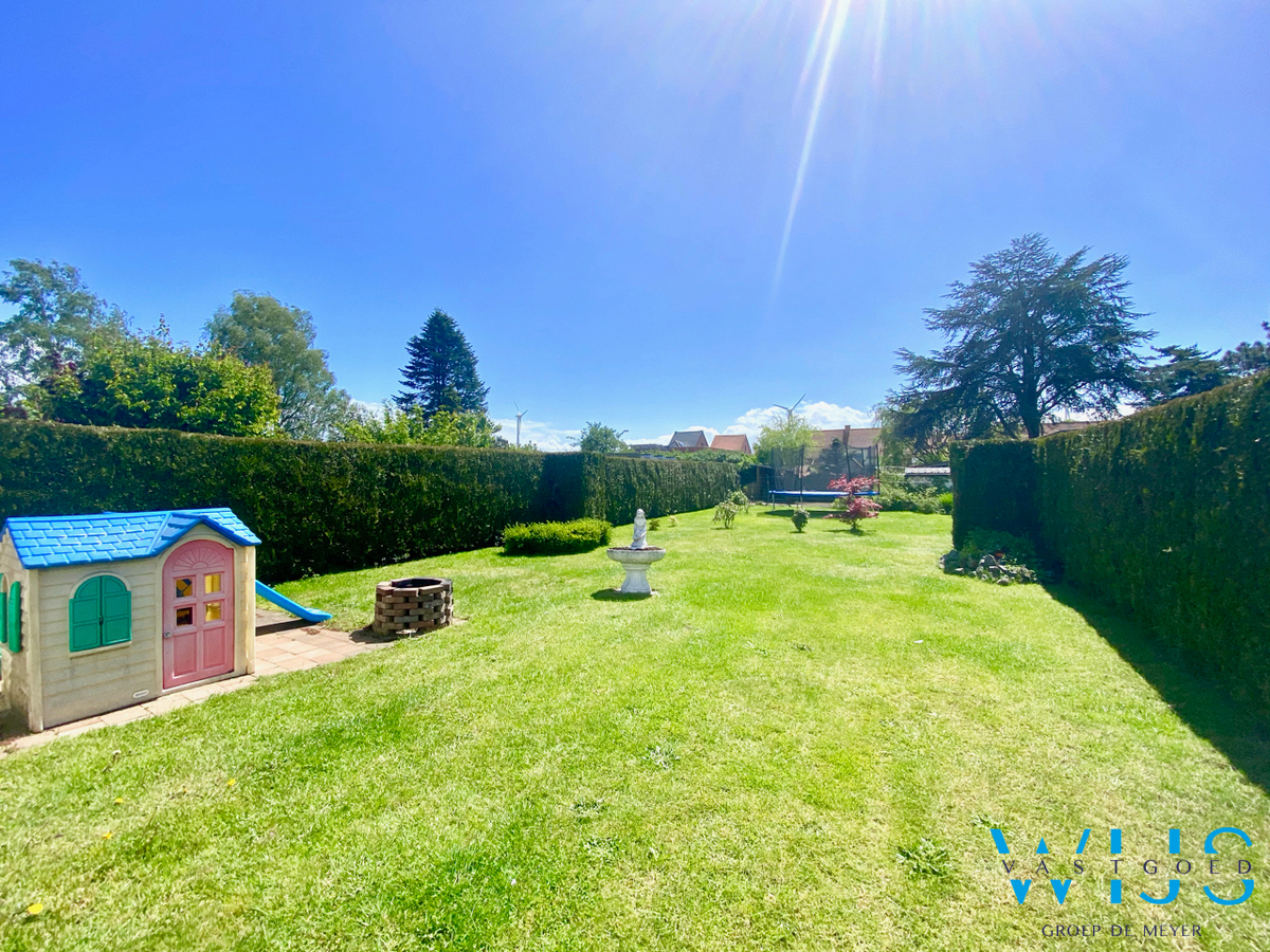 Gezellig &amp; instapklaar woonhuis op een ruim perceel van 786m² 