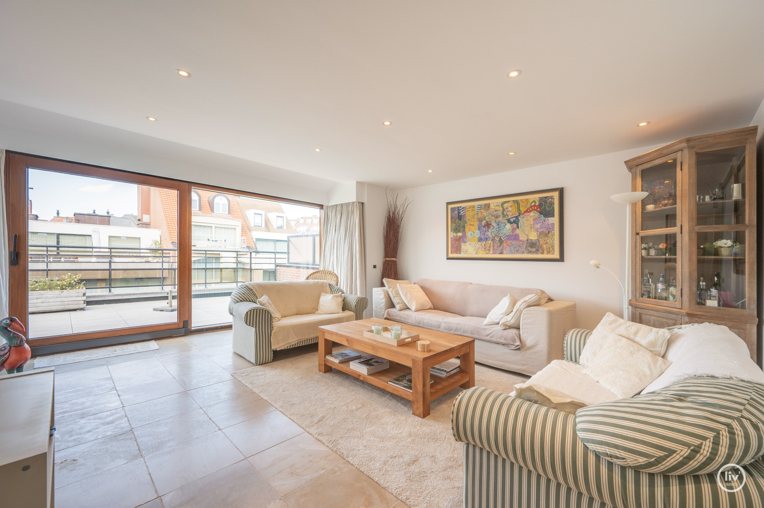 Overname Aandelen - Penthouse met Garagebox 