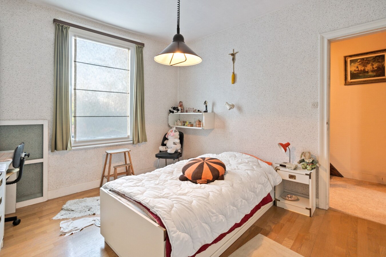 Ruim, voormalig handelshuis in het Centrum van Dadizele 