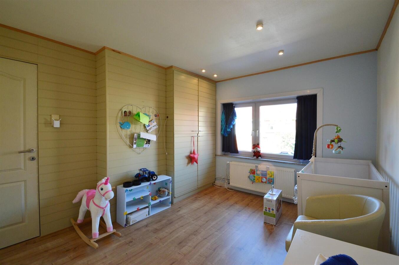 Leuke gezinswoning met aangelegd terras - Heist 