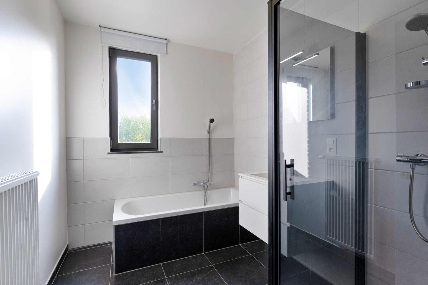 Recent appartement met 2 slaapkamers, terras, 2 ondergrondse autostaanplaatsen en private kelderberging in Herent! - EPC 41 kWh/m² - bewoonbare opp. 86 m² 