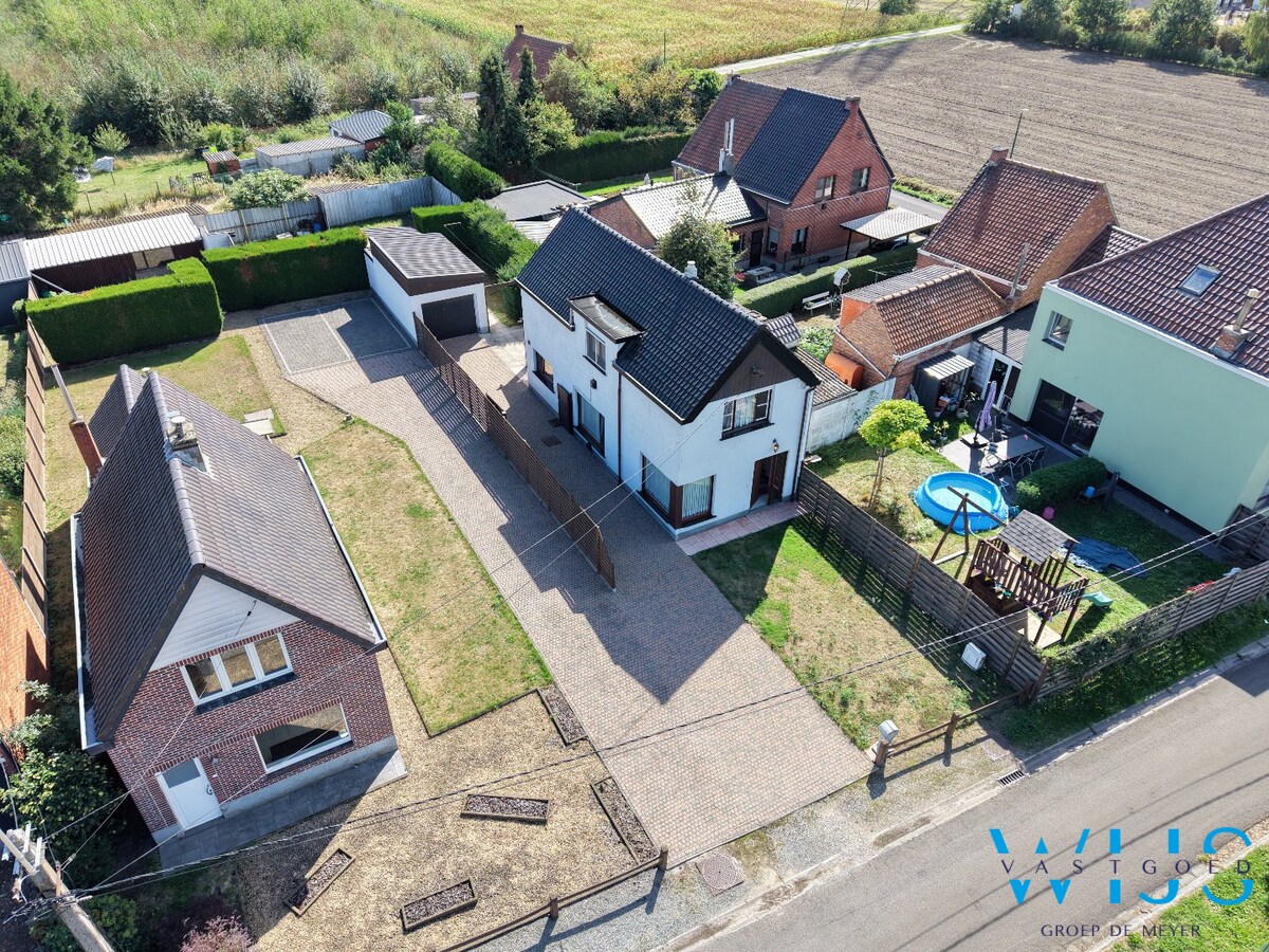 Halfopen bebouwing op rustige locatie te Evergem! 