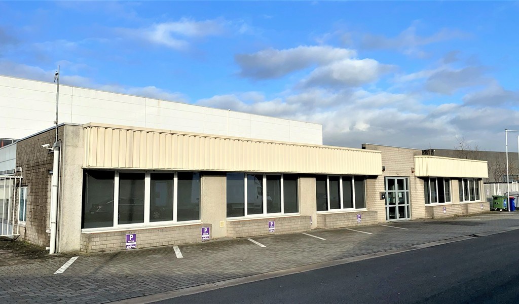 Budgetvriendelijk kantoor te huur vlakbij E40 in Wetteren