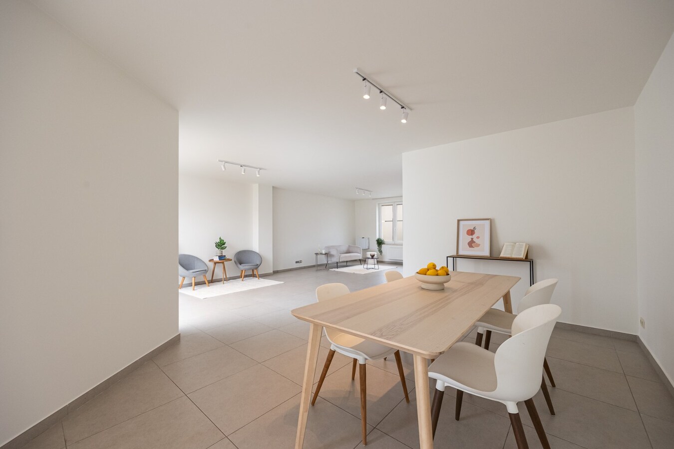 Instapklare woning met 3 slpk en stadstuin te Stabroek! 