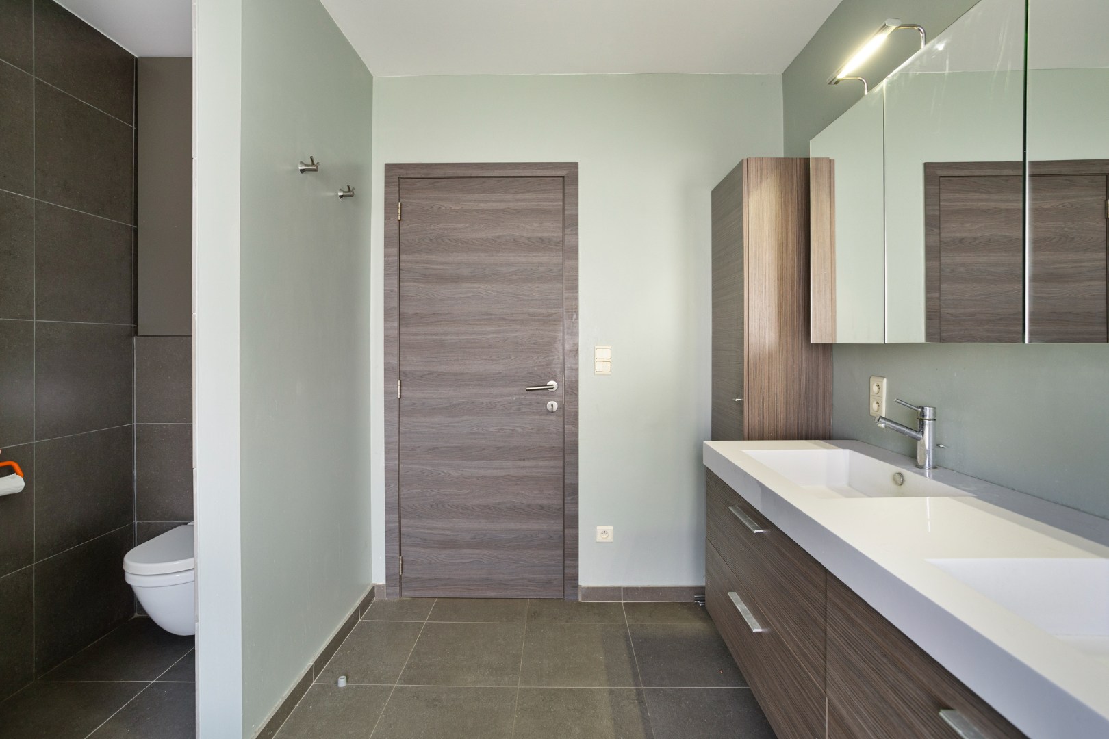 Ruime split-level gezinswoning op een prachtig perceel van 1.238 m² in de gegeerde wijk Elshout te Schoten 