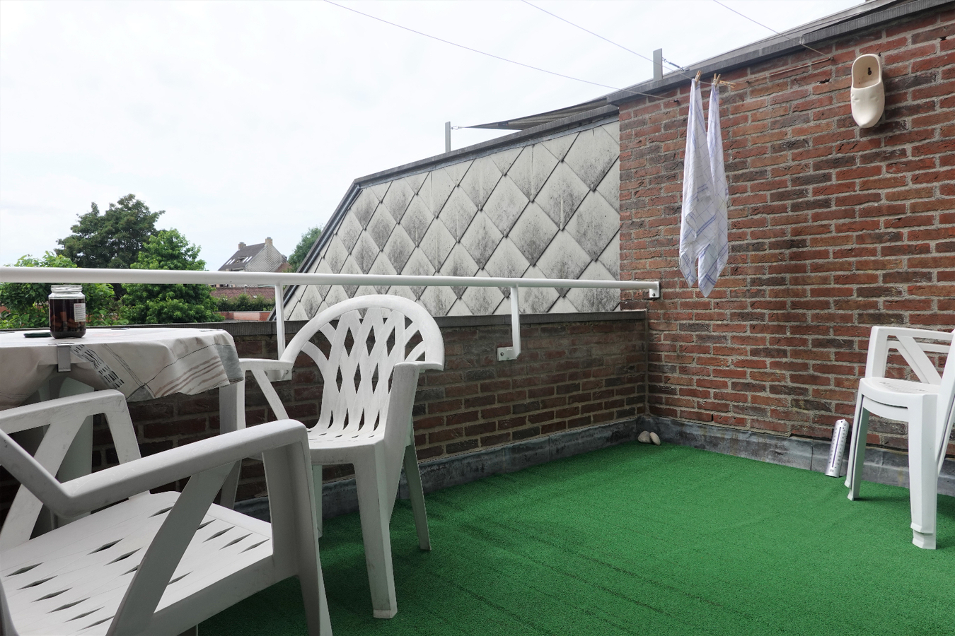 Duplexappartement in centrum Gistel met garage 