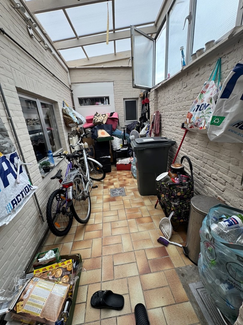 Op te frissen rijwoning 