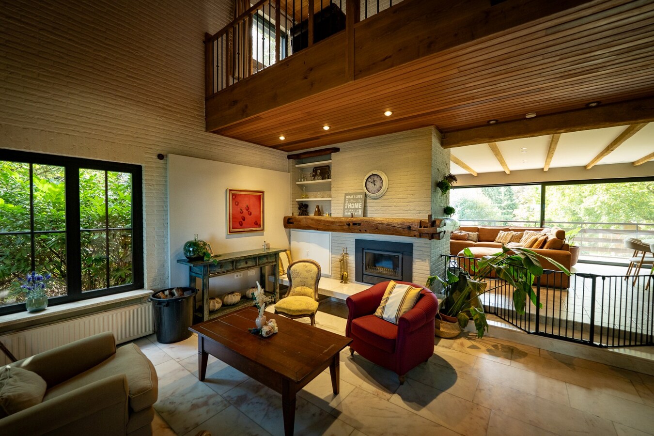 Ruime woning met weide en paddock op ca. 1ha te Bocholt 