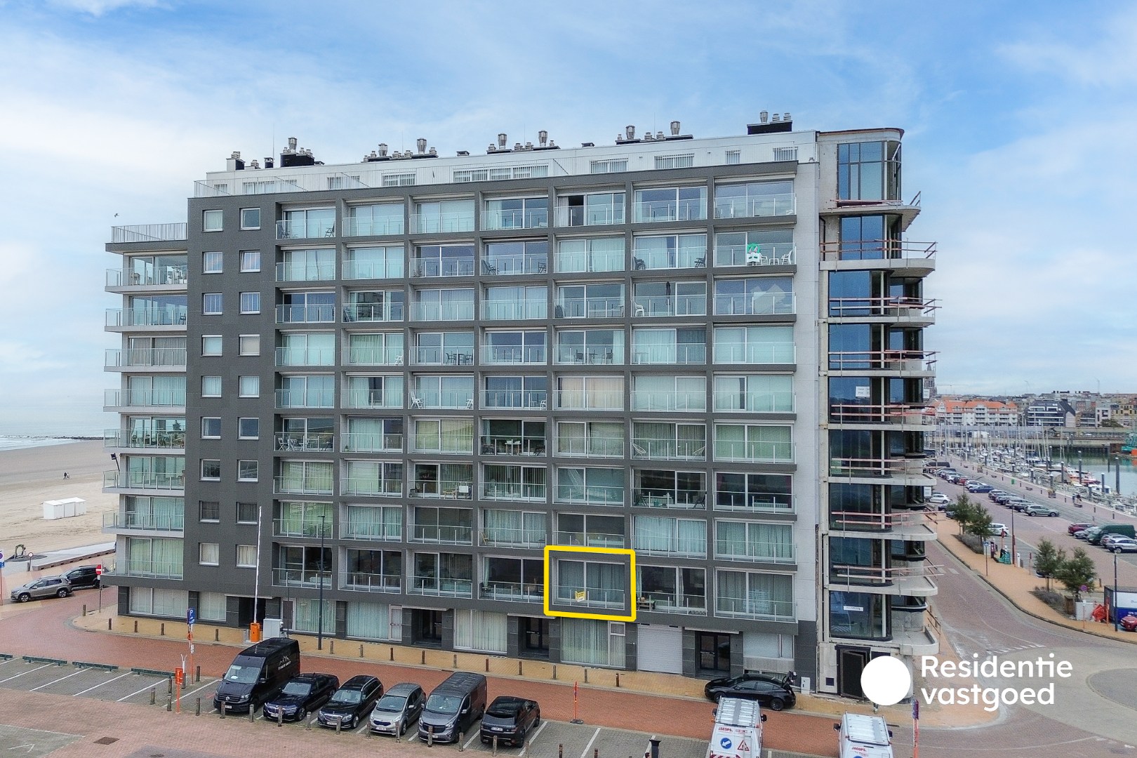 Gerenoveerd 2-slaapkamerappartement met terras op topligging aan de Haven van Blankenberge 