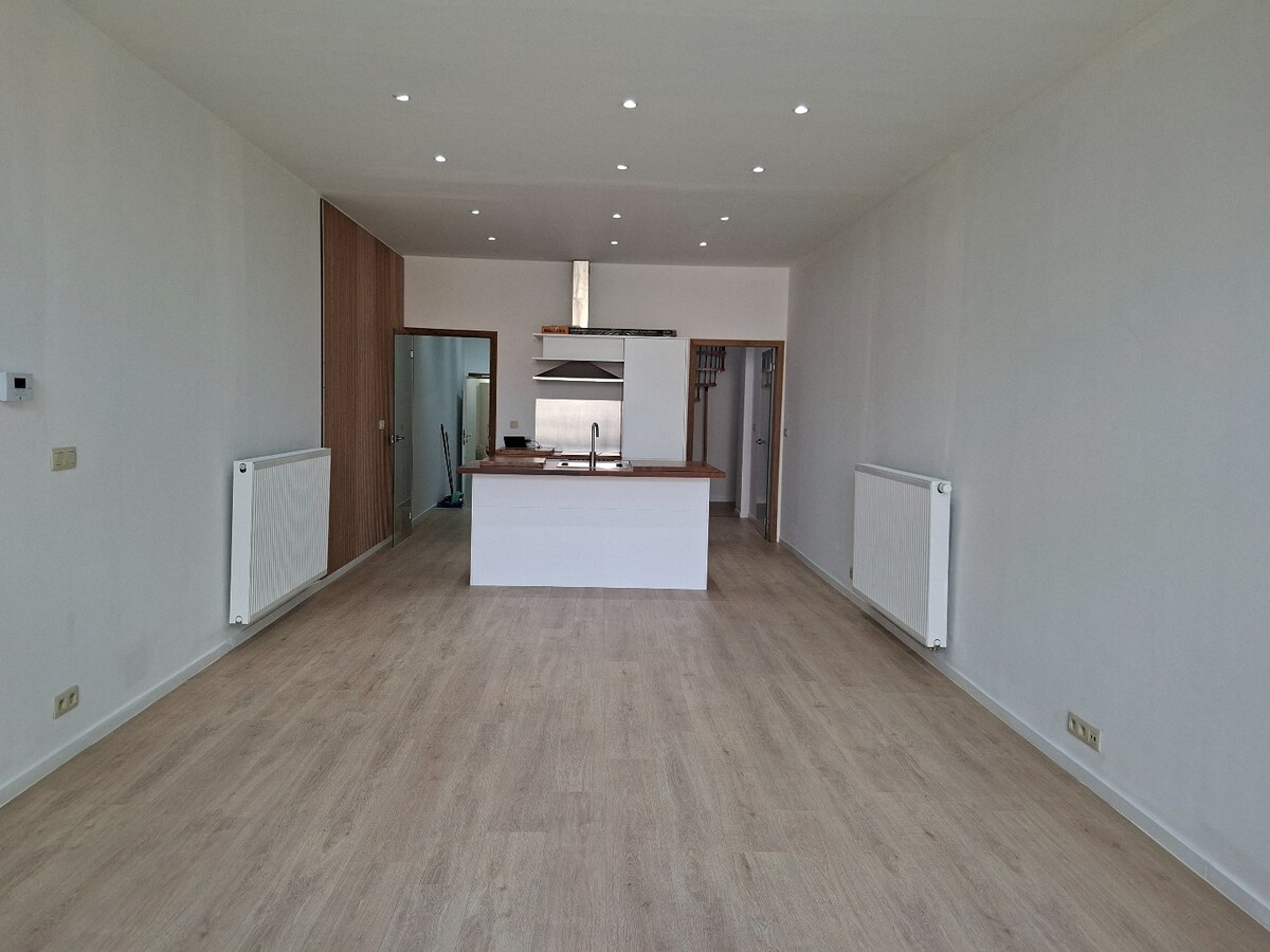 Rarissime; appartement état neuf avec jardin. 