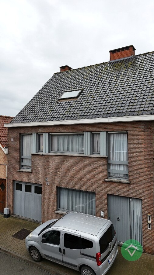 Woning met garage in centrum van Koekelare 