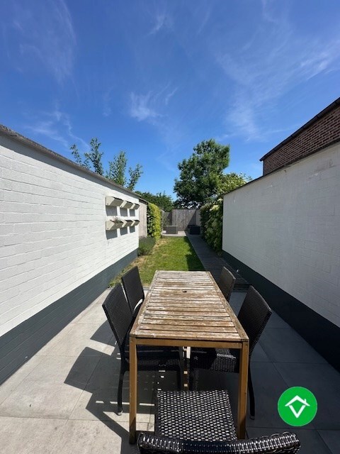 Instapklare woning met 2 slaapkamers en tuin te Eernegem 