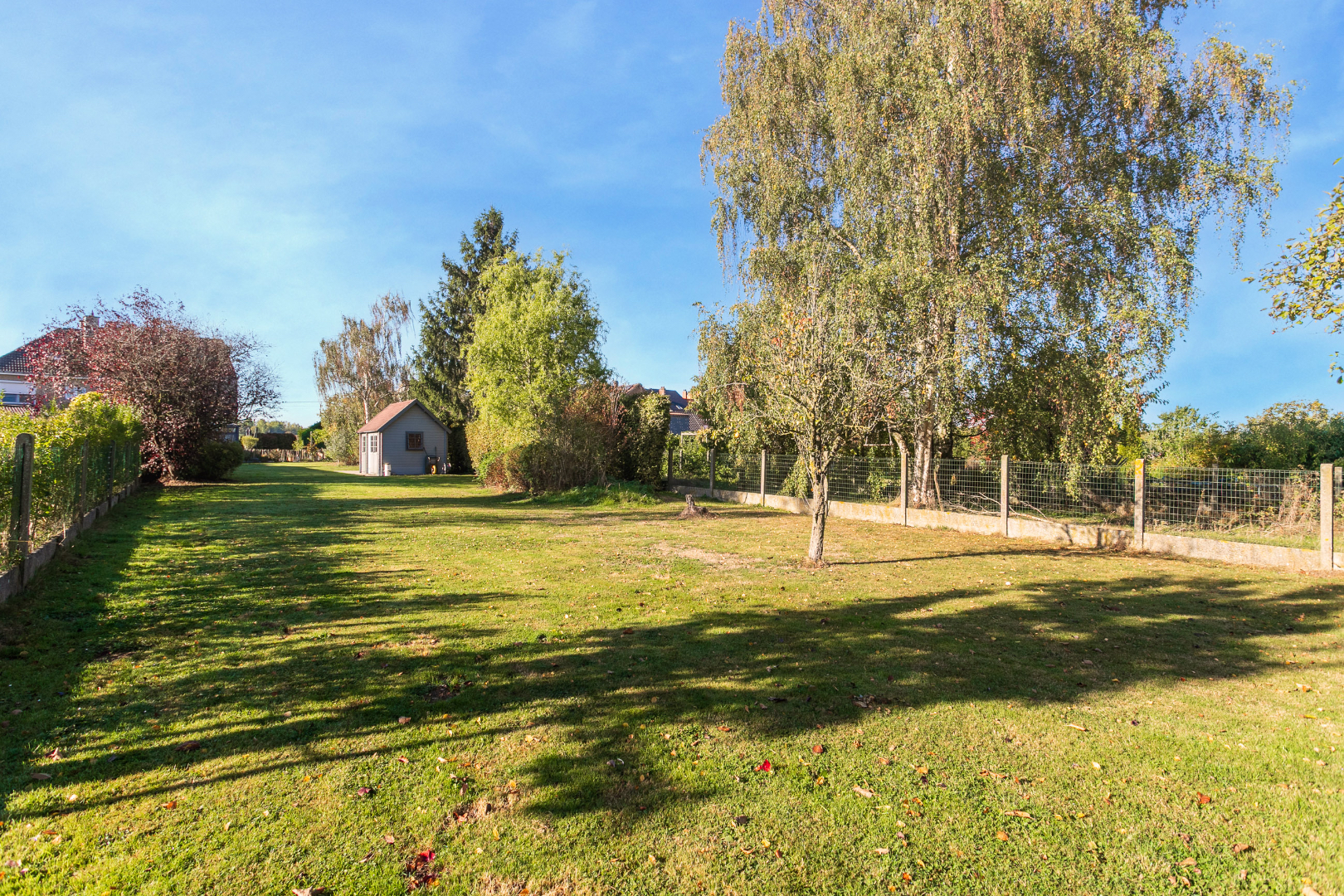 Instapklare driegevelwoning met 4 slpk te Lembeek 