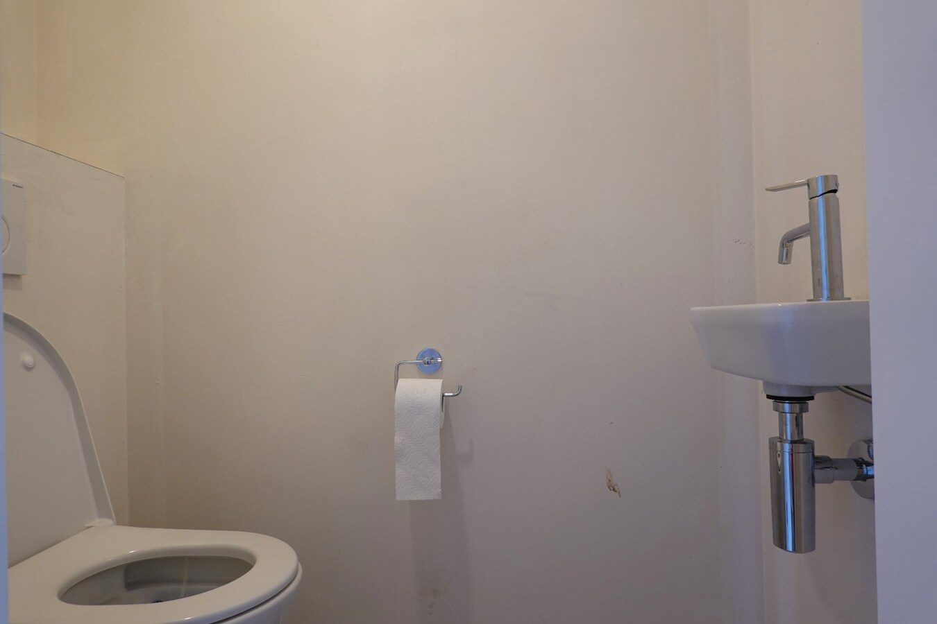 Prachtig appartement met autostaanplaats op uitstekende ligging in Brugge. 