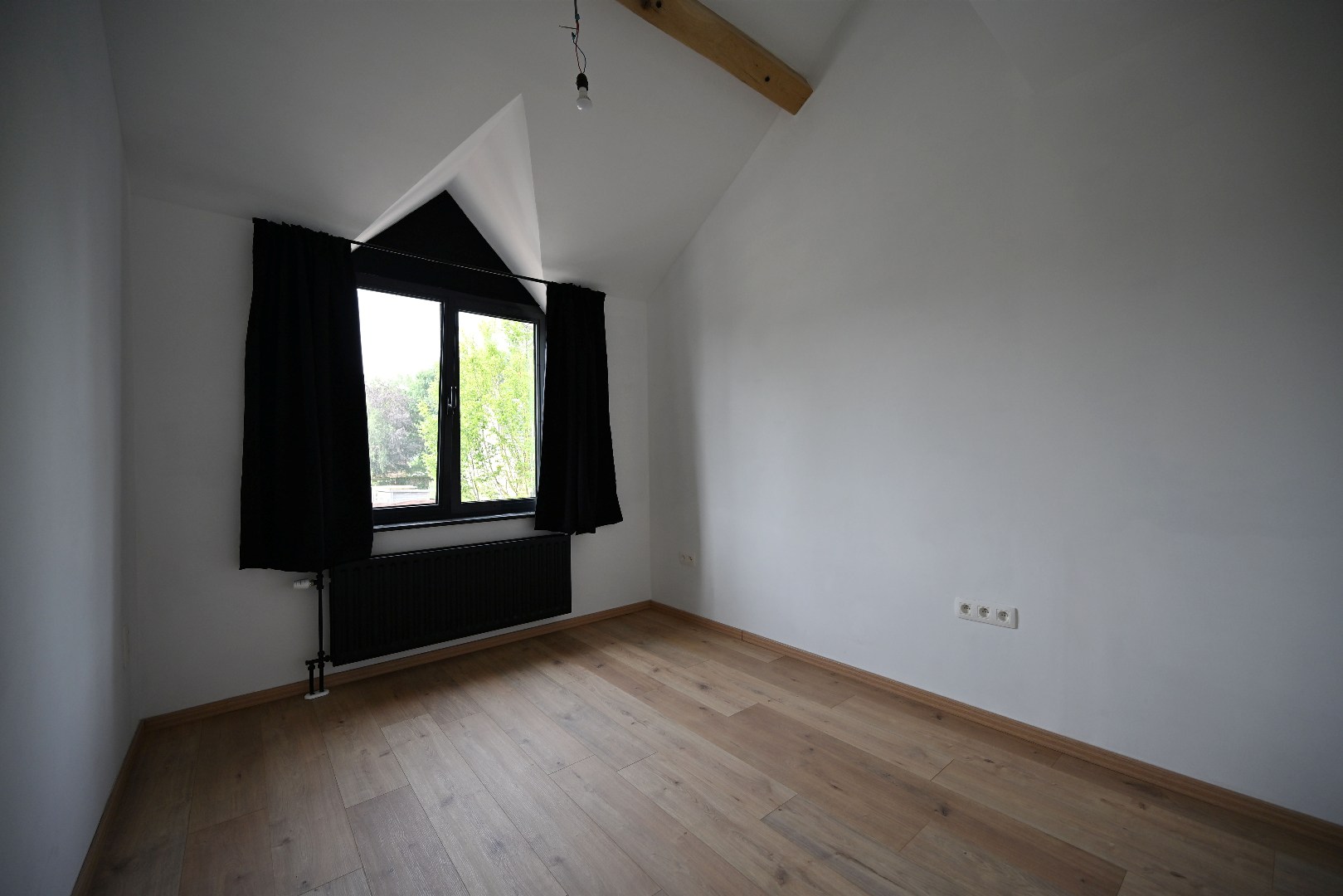Gerenoveerd knus huis met 2 slpks en tuin te Balgerhoeke 