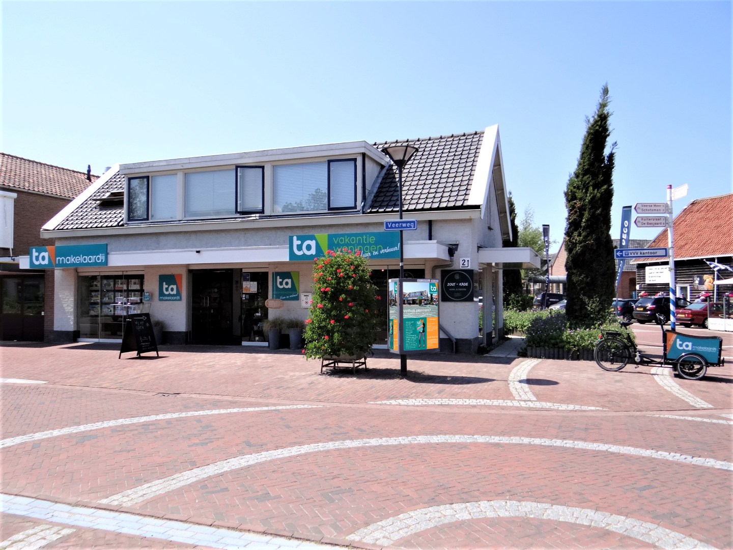 Kamer te huur in hartje Kamperland. Let op! Gezamenlijk wonen; woonkamer/badkamer/keuken worden gedeeld. 