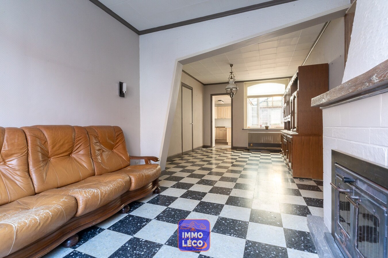 Maison avec jardin dans une rue calme, excellent potentiel ! 