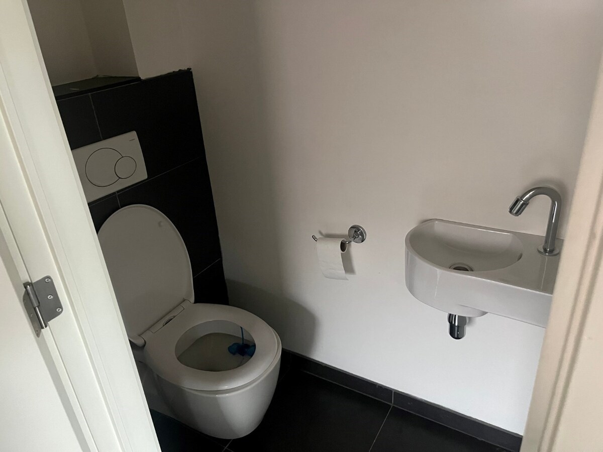 2-slpk-appartement op top locatie (incl. ondergrondse staanplaats!!). 