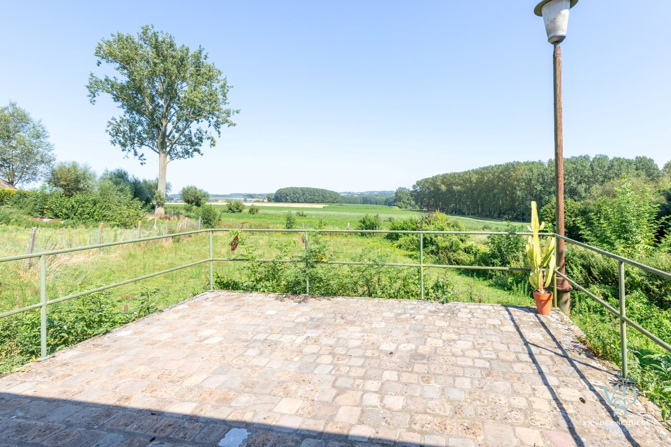 Landelijke woning met exceptioneel zicht. 