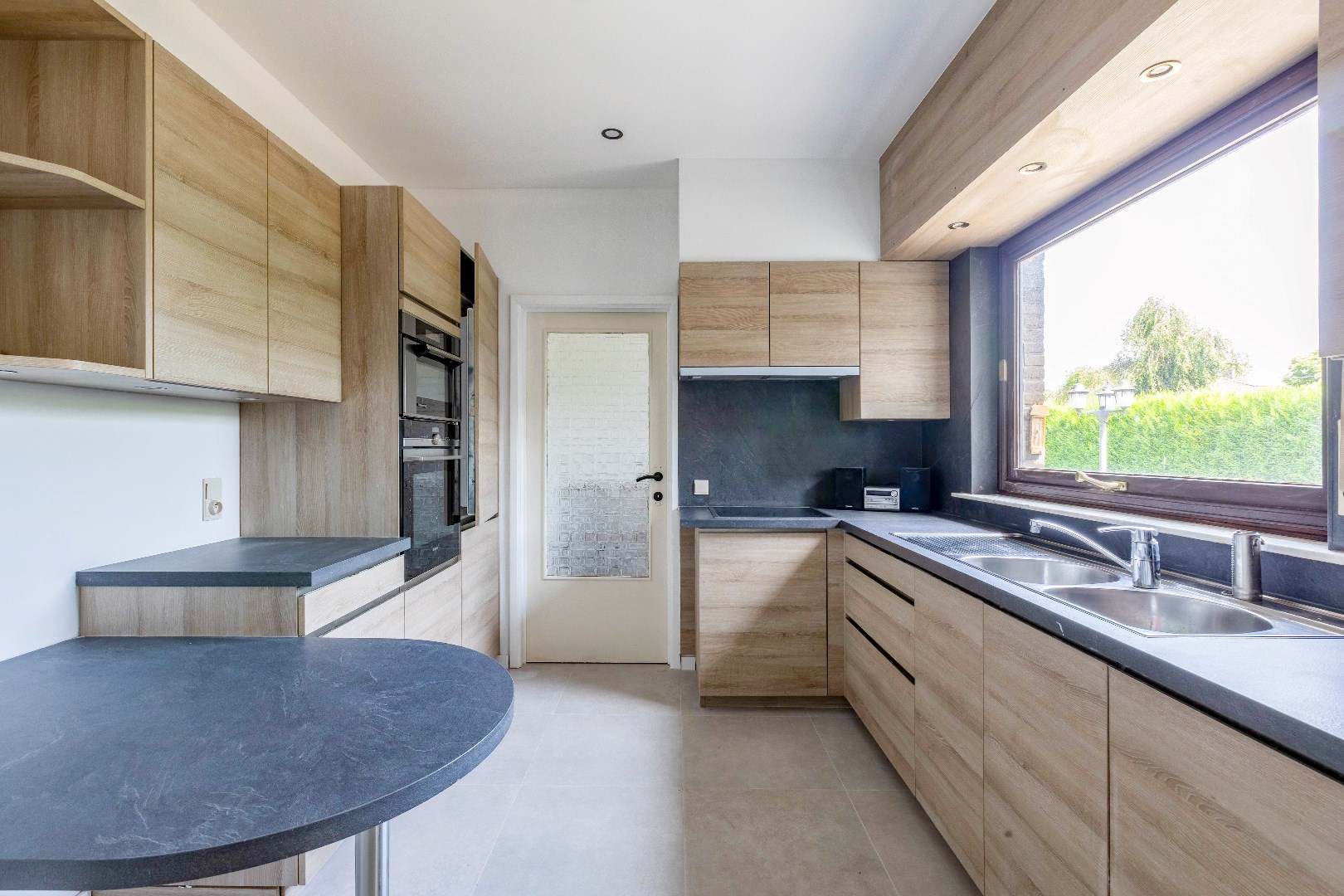 Bungalow op goede locatie te Wondelgem 