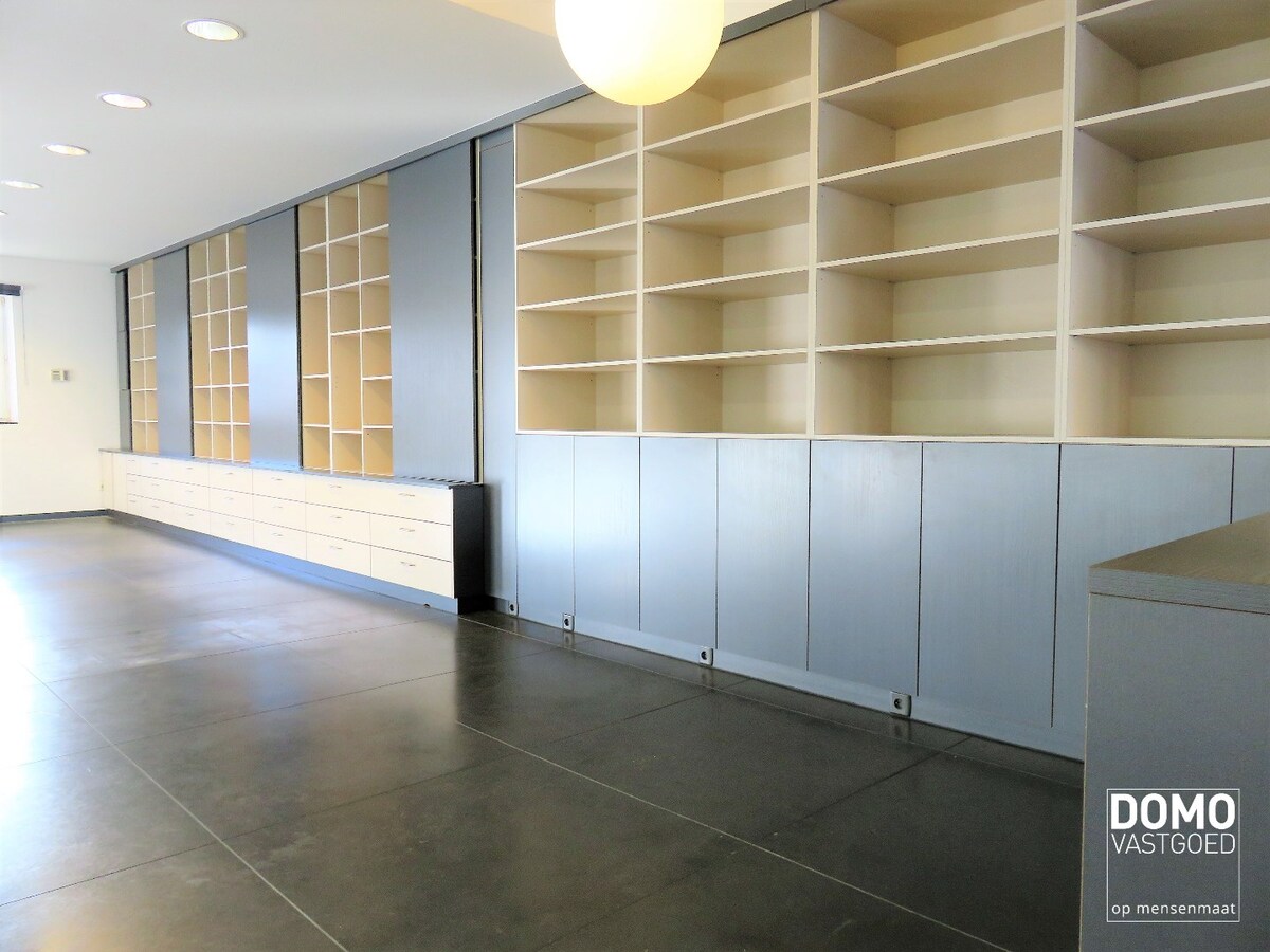 GUNSTIG GELEGEN OPBRENGSTEIGENDOM TE HASSELT 