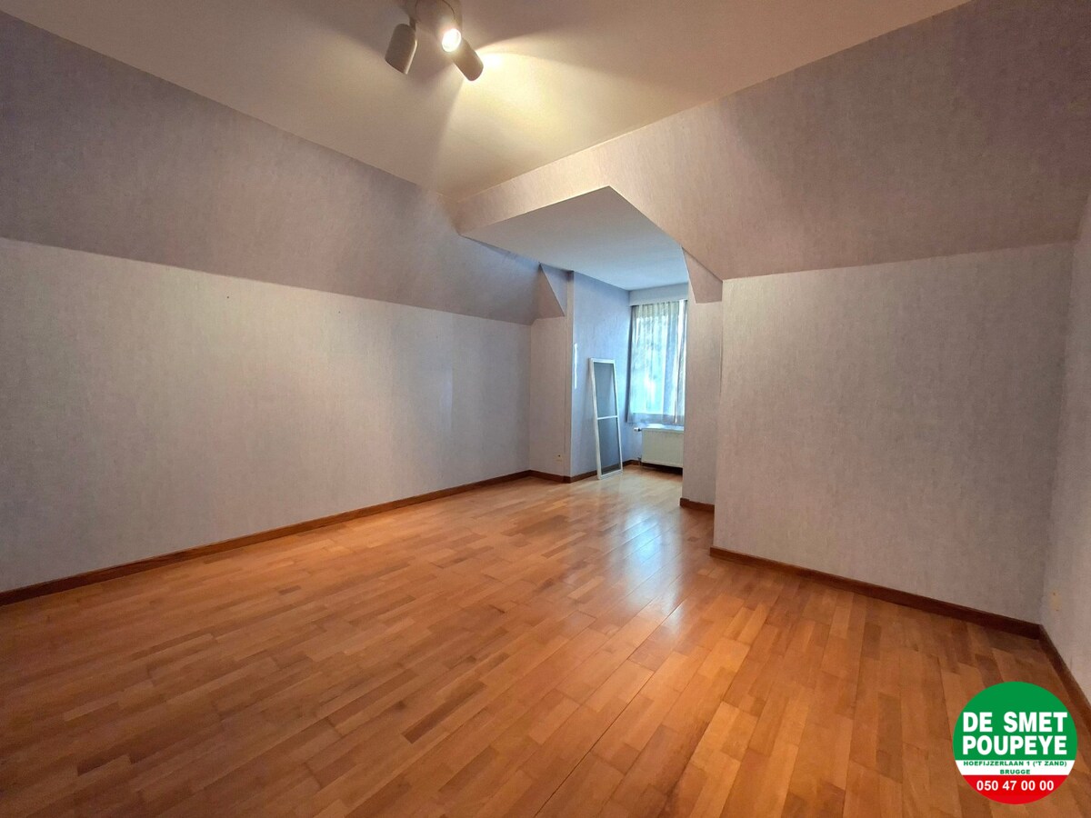 Residentieel gelegen villa 