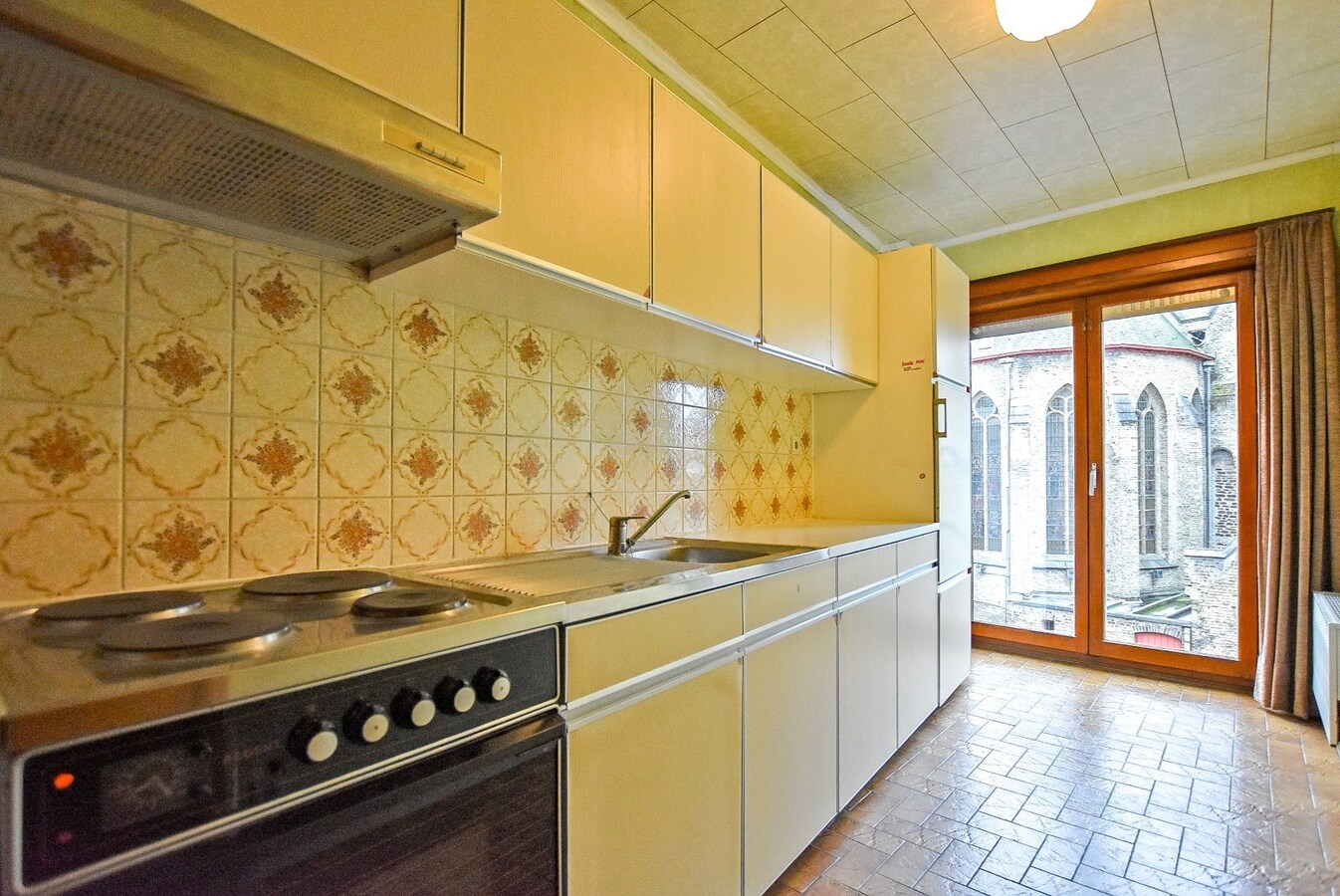 Verkocht | onder voorbehoud gebouw - Veurne