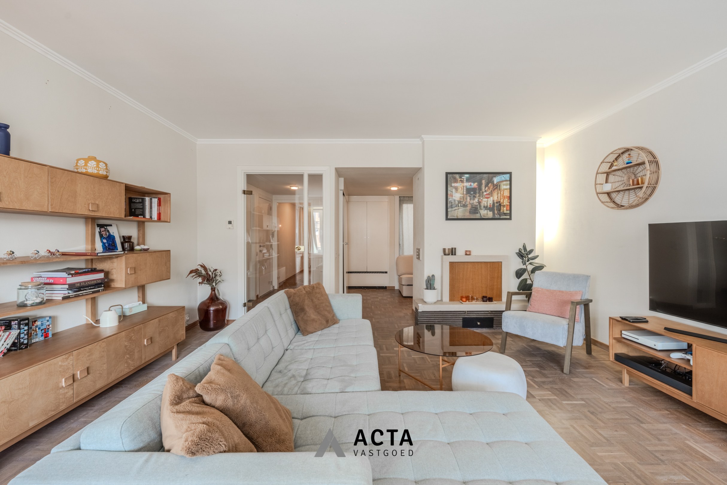 Instapklaar appartement met 2 terrassen in het centrum 