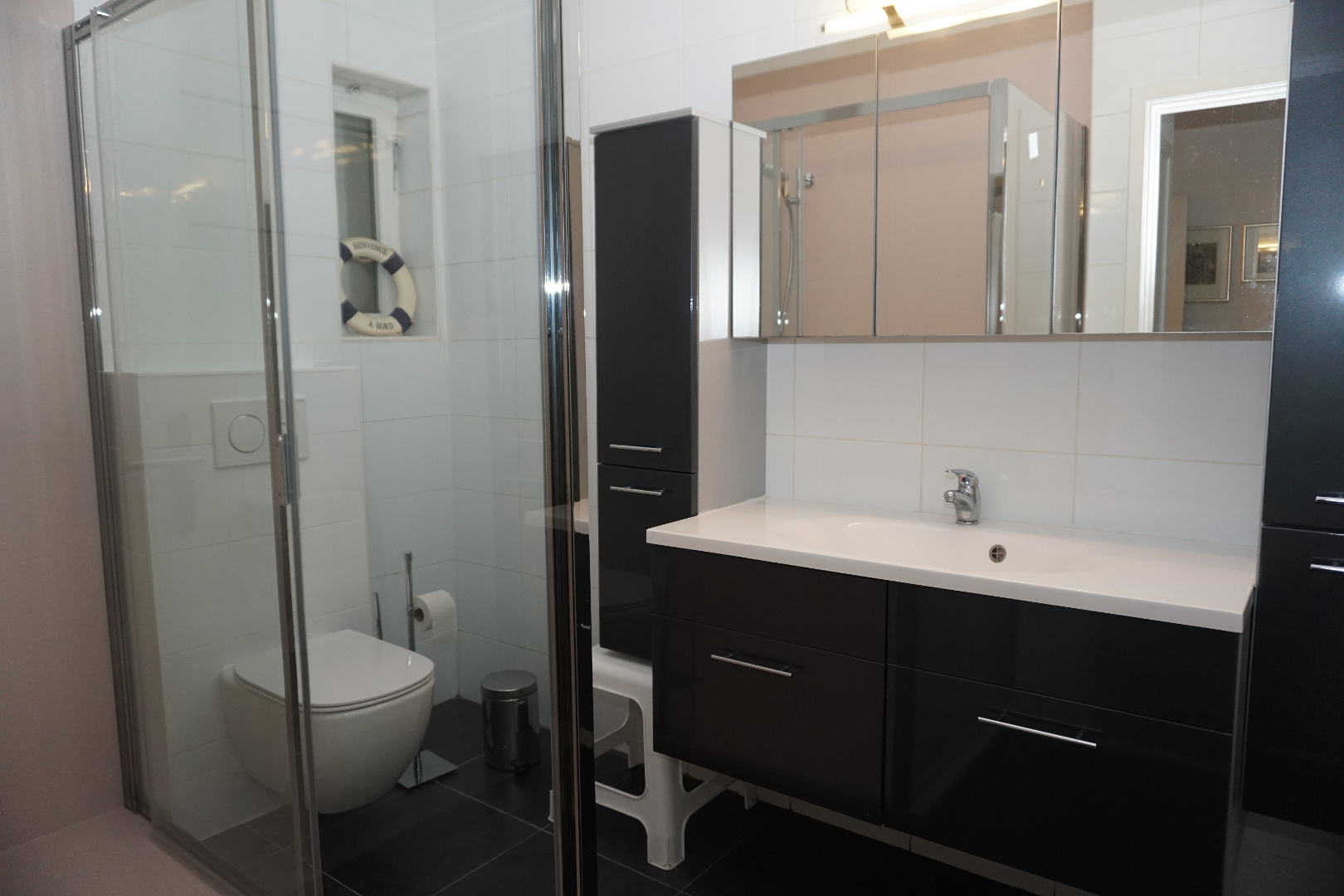 LUXUEUS VAKANTIE APPARTEMENT MET ZICHT OP ZEE EN STAD 