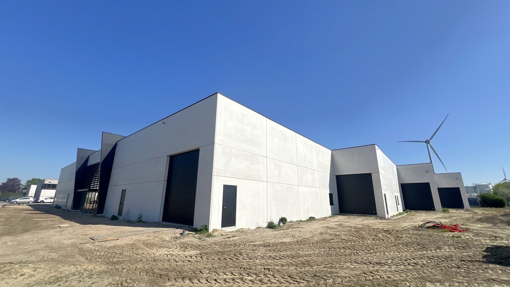 Nieuwbouw magazijnen te huur in Durmakker te Evergem